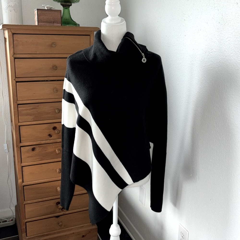 NWT WHBM long sleeve zip neck stripe poncho
